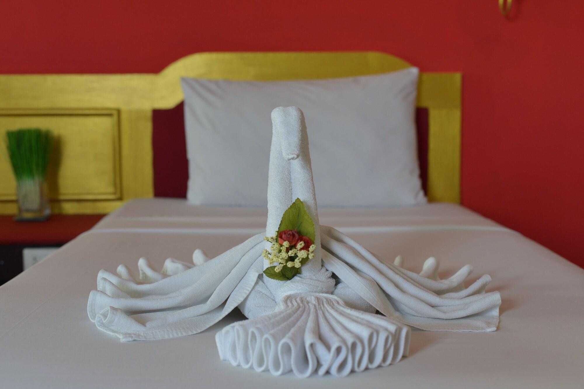 Surin Sweet Hotel Exterior photo