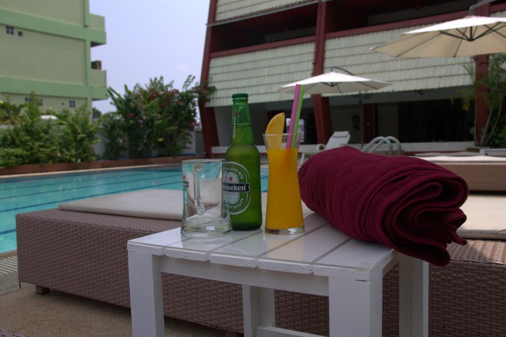 Surin Sweet Hotel Exterior photo