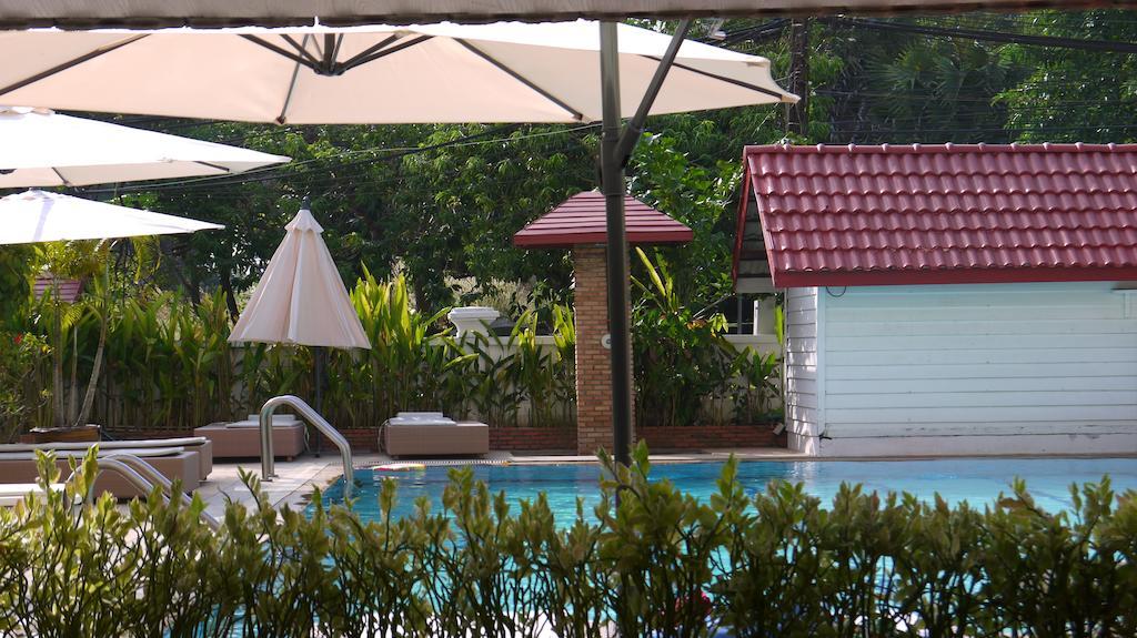 Surin Sweet Hotel Exterior photo