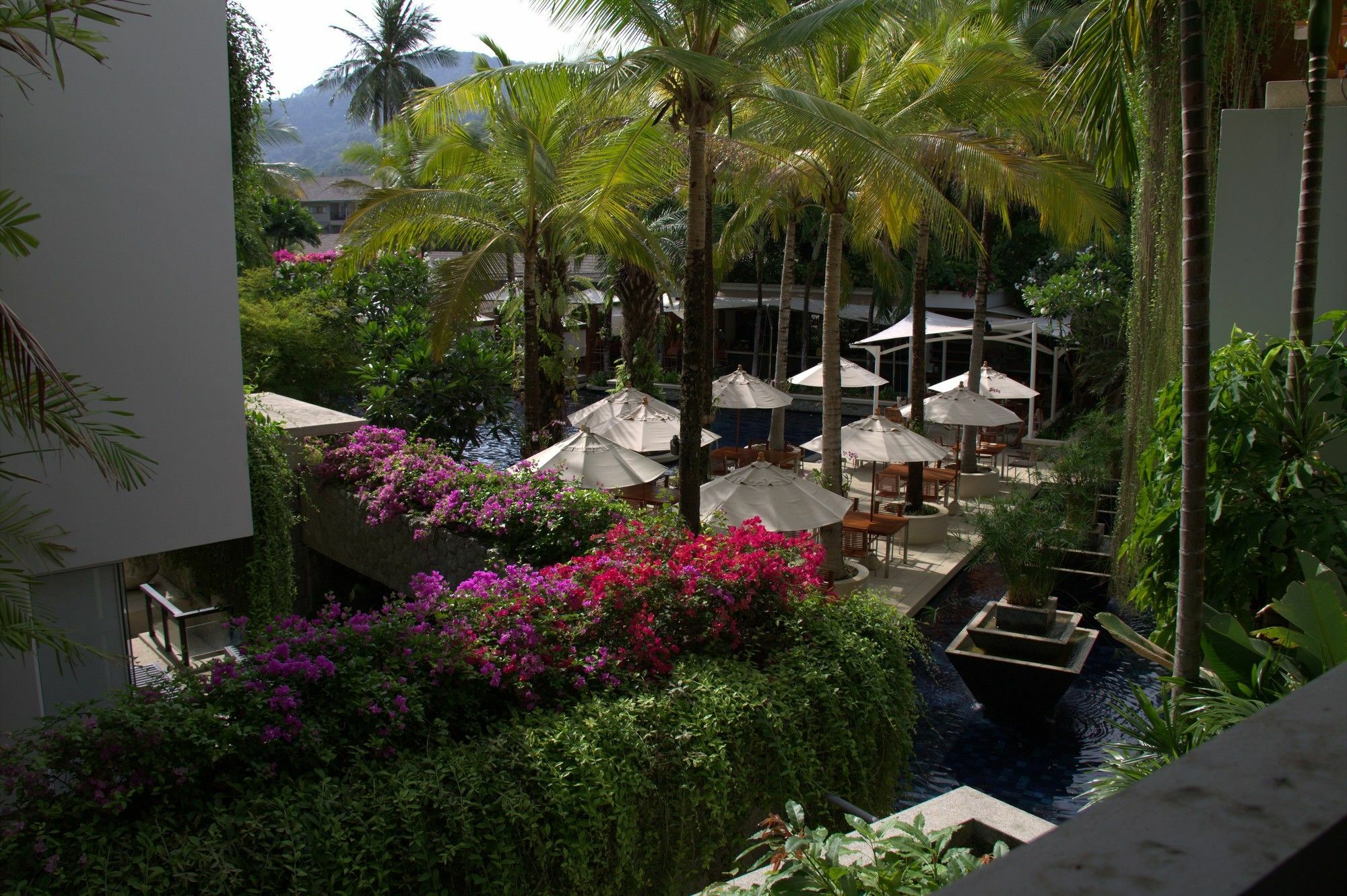 Surin Sweet Hotel Exterior photo