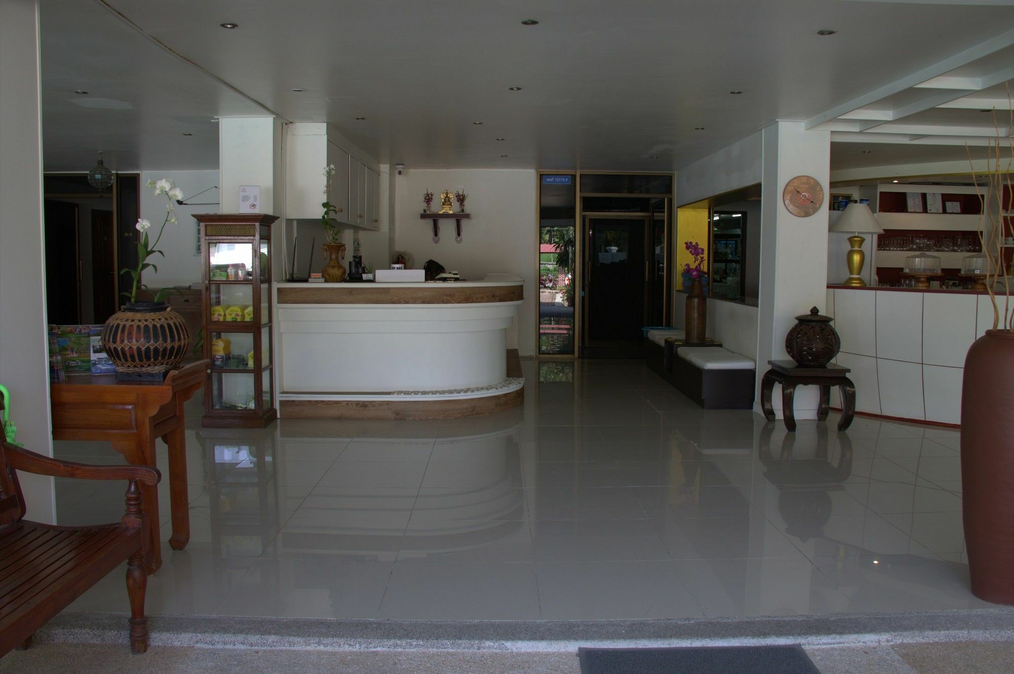 Surin Sweet Hotel Exterior photo